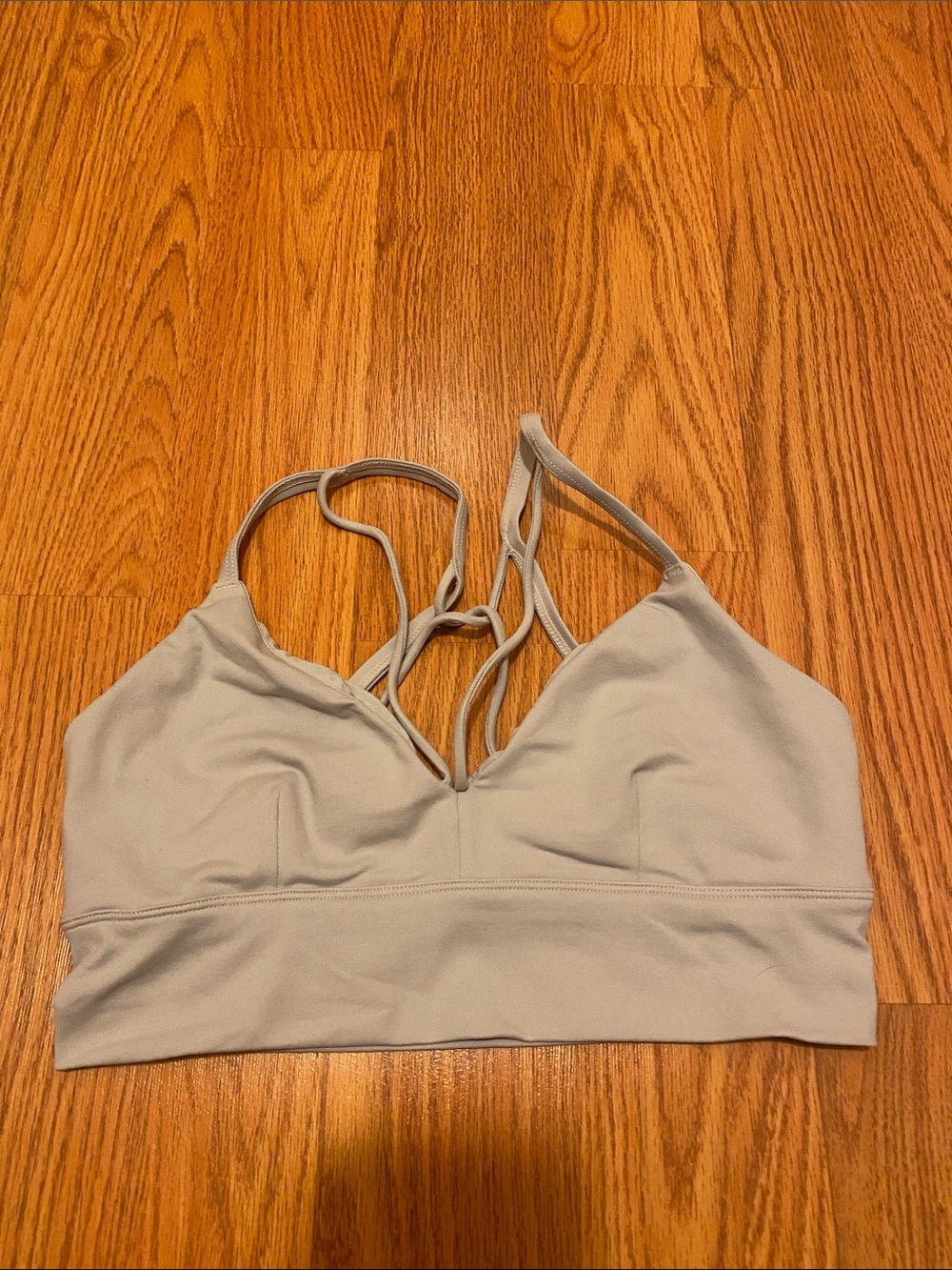 Alo Yoga Light Gray Bra Low Impact/Lounge Wear GUC in Small!
